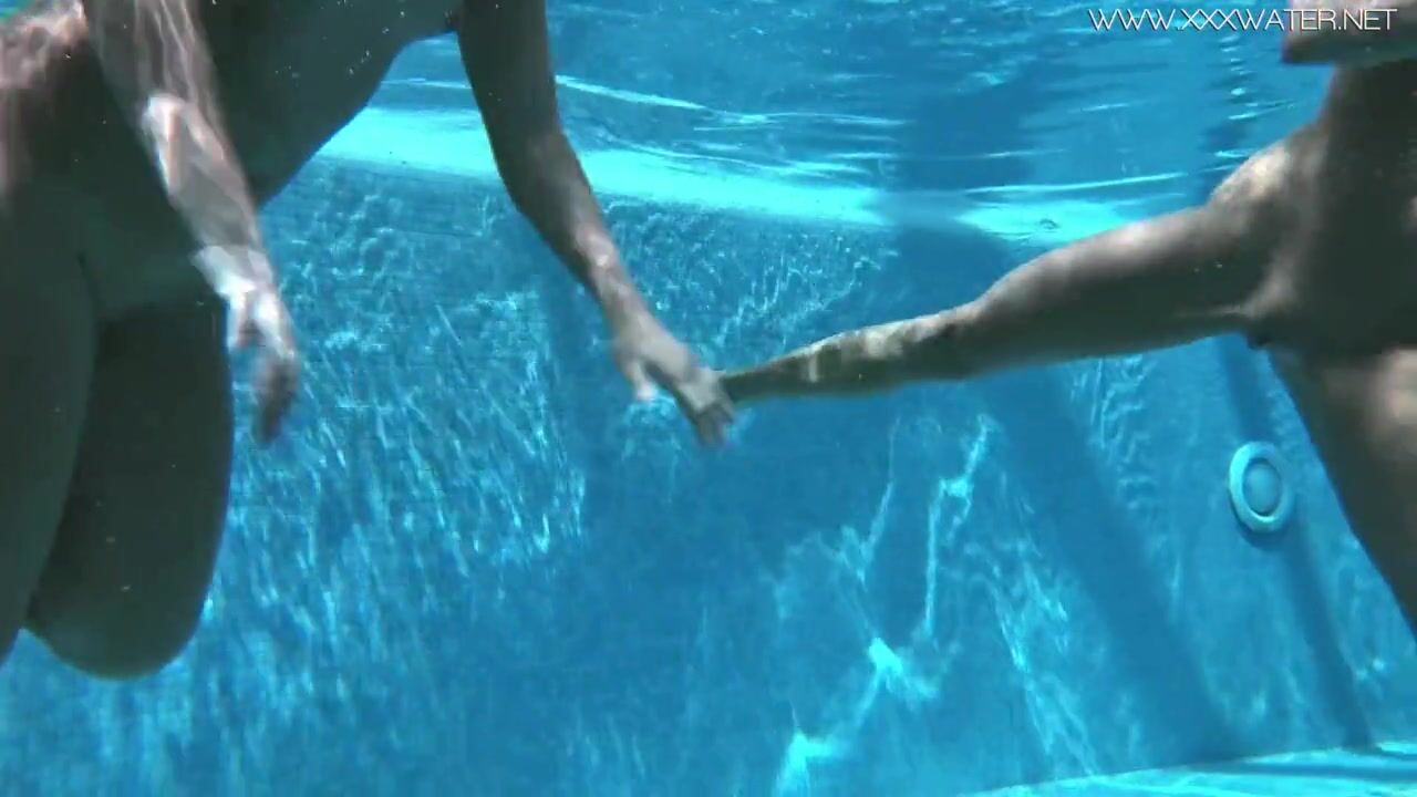 Jessica And Lindsay Swim Naked In The Pool Starring Jessica